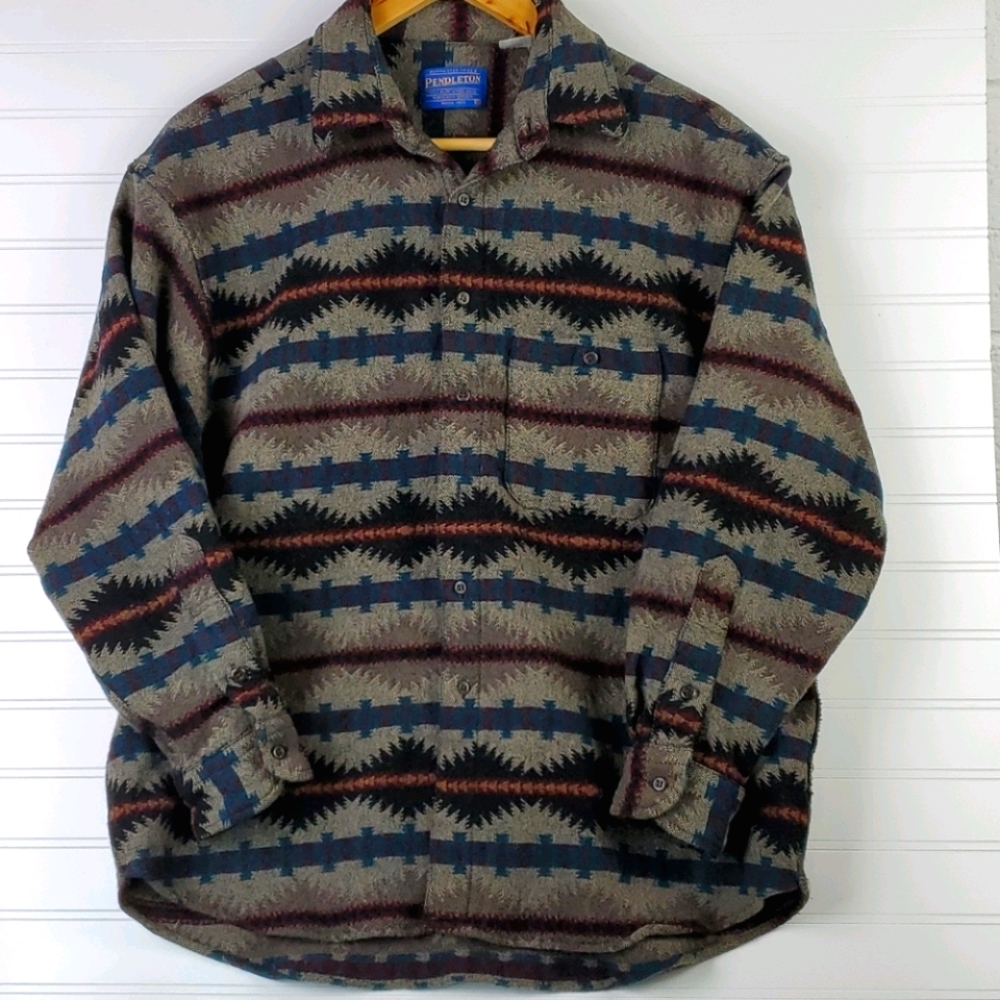 Women's Vintage Pendleton Wool Aztec Button Up